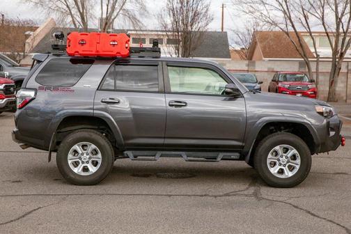 2018 Toyota 4Runner SR5