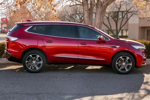 2022 Buick Enclave FWD Essence
