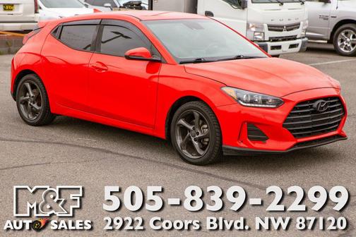 2019 Hyundai Veloster 2