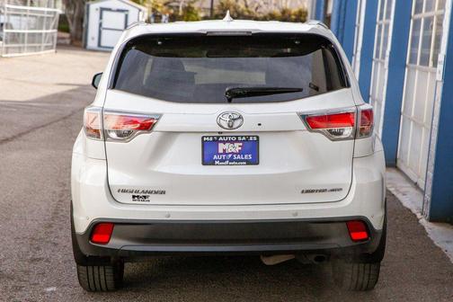 2015 Toyota Highlander Limited Platinum