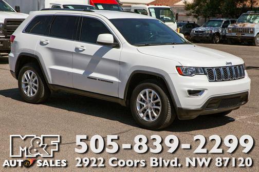 Bright White Clearcoat 2021 Jeep Grand Cherokee Laredo