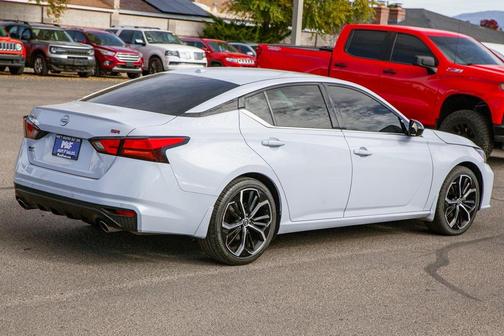 2024 Nissan Altima SR FWD