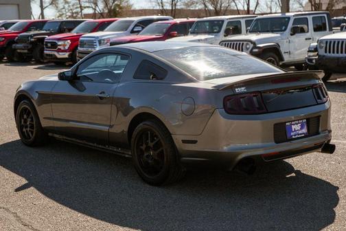2014 Ford Mustang V6