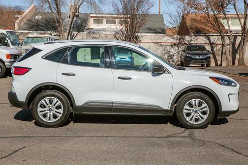 2022 Ford Escape S