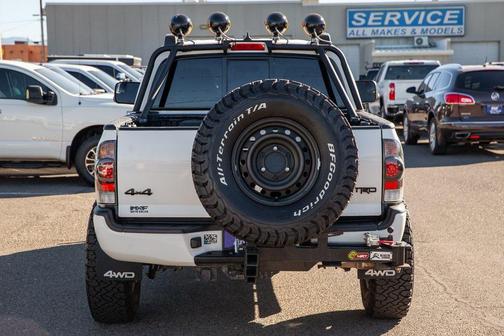 2015 Toyota Tacoma Base