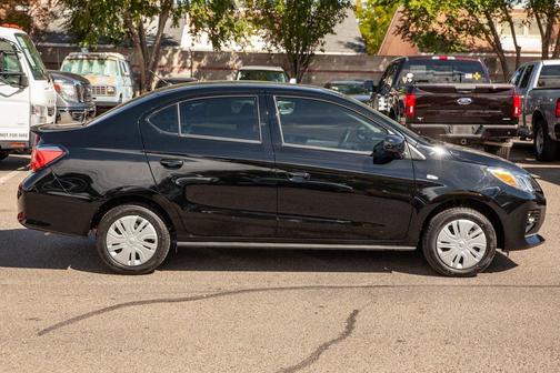 2024 Mitsubishi Mirage G4 ES
