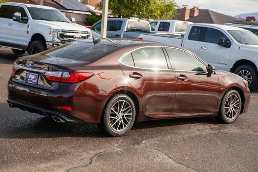 2017 Lexus ES 350 Base
