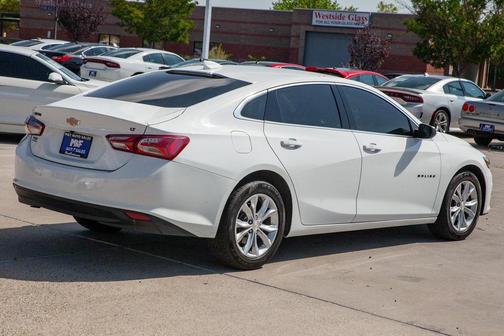 2022 Chevrolet Malibu FWD LT