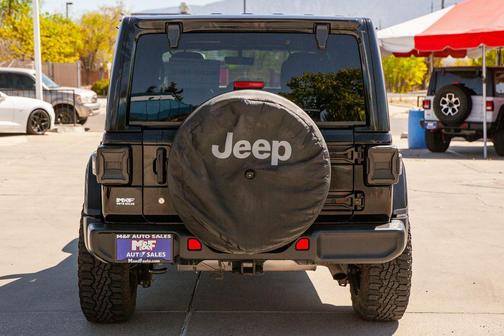 Black Clearcoat 2020 Jeep Wrangler Unlimited Sahara