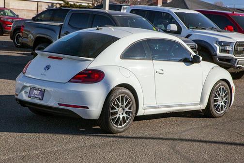 2018 Volkswagen Beetle 2.0T S