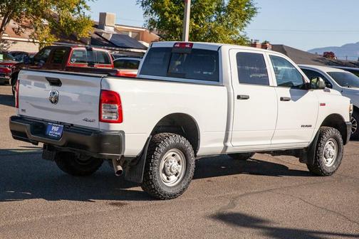 2020 RAM 2500 Tradesman Crew Cab 4X4 6'4' Box