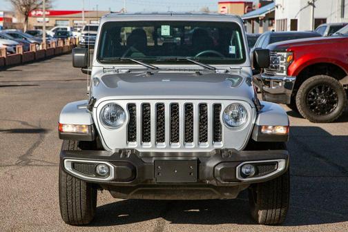 2023 Jeep Gladiator Overland