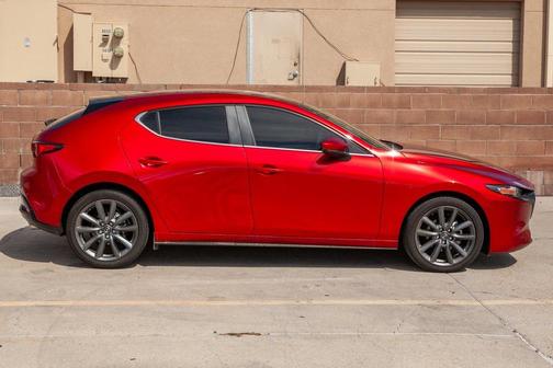 2023 Mazda Mazda3 2.5 S Select