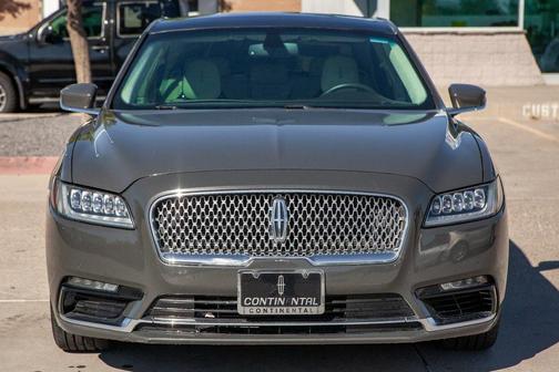 2017 Lincoln Continental Black Label
