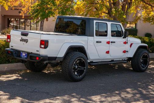 2022 Jeep Gladiator Willys 4x4