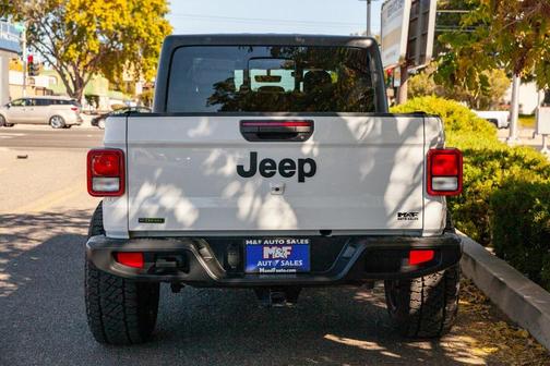 2022 Jeep Gladiator Willys 4x4