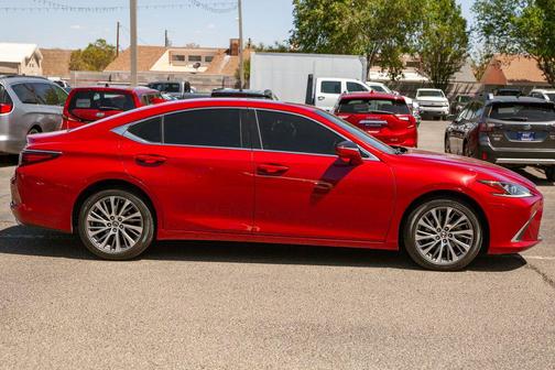 Matador Red Mica 2019 Lexus ES 350 Base