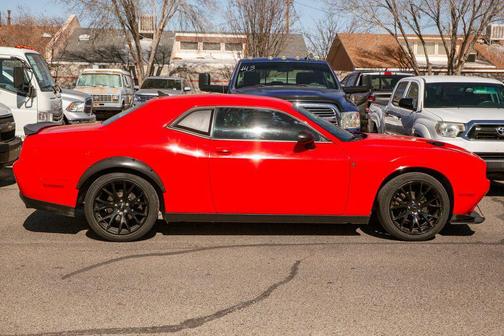 2017 Dodge Challenger SXT