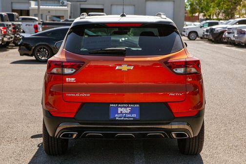 Vivid Orange Metallic 2022 Chevrolet Trailblazer ACTIV