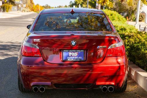2006 BMW M5 Base