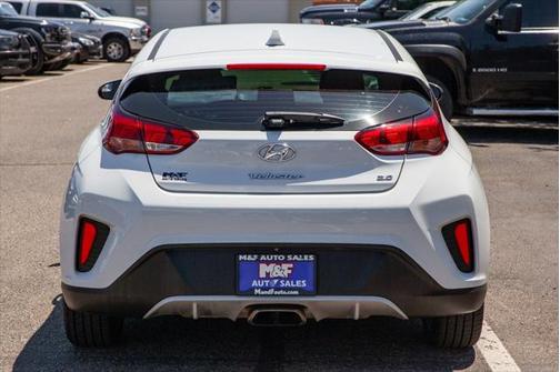 2021 Hyundai Veloster 2