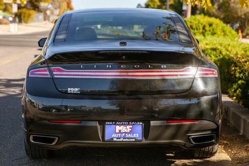 2015 Lincoln MKZ Base