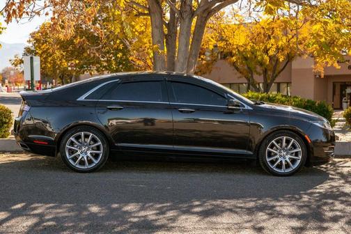 2015 Lincoln MKZ Base
