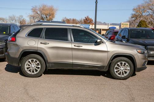 2019 Jeep Cherokee Latitude