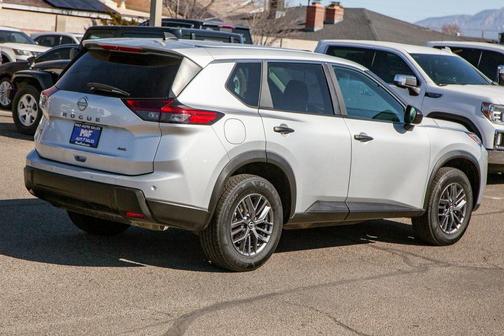 2024 Nissan Rogue S