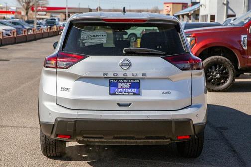 2024 Nissan Rogue S