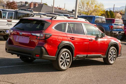 2023 Subaru Outback Premium