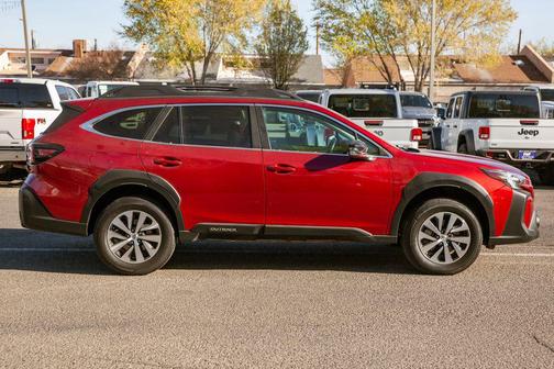 2023 Subaru Outback Premium