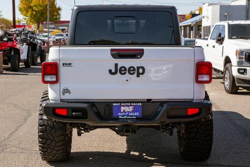 2021 Jeep Gladiator Willys 4x4