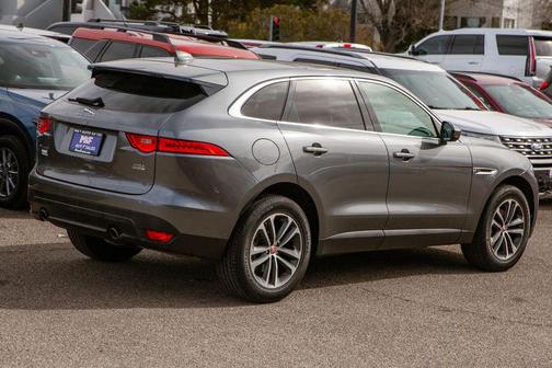 2019 Jaguar F-PACE 25t Premium