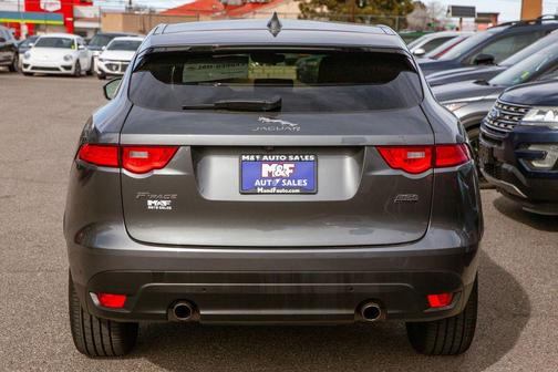 2019 Jaguar F-PACE 25t Premium
