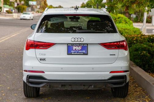 2024 Audi Q3 Premium 45 TFSI S line quattro Tiptronic
