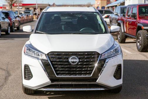 2024 Nissan Kicks SV