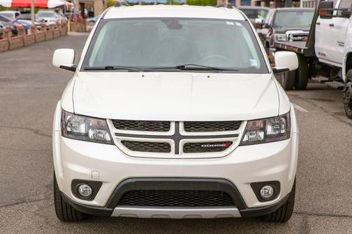 White Noise Tri-Coat 2019 Dodge Journey GT
