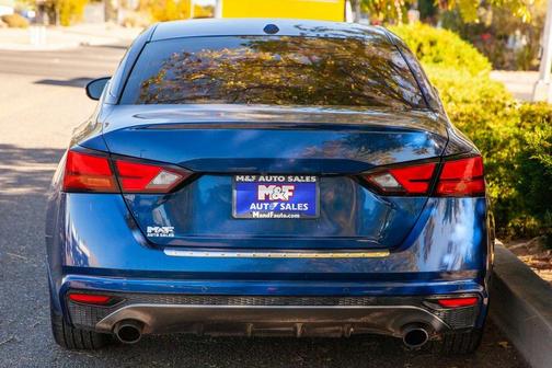 2022 Nissan Altima SR VC-Turbo FWD