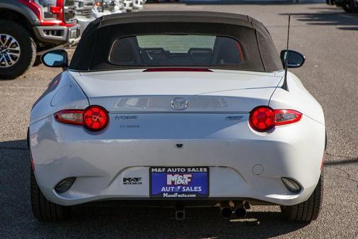 2019 Mazda MX-5 Miata Sport