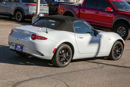 2019 Mazda MX-5 Miata Sport