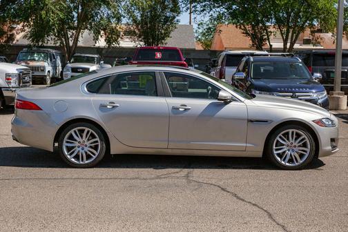 Tan 2016 Jaguar XF 35t Prestige