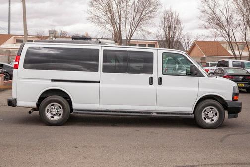 2022 Chevrolet Express 3500 RWD 3500 Extended Wheelbase LS