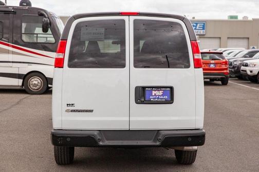 2022 Chevrolet Express 3500 RWD 3500 Extended Wheelbase LS