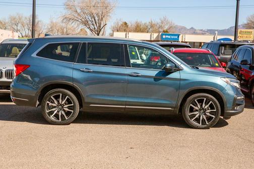 2019 Honda Pilot Touring 8-Passenger