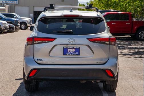 2020 Toyota Highlander LE