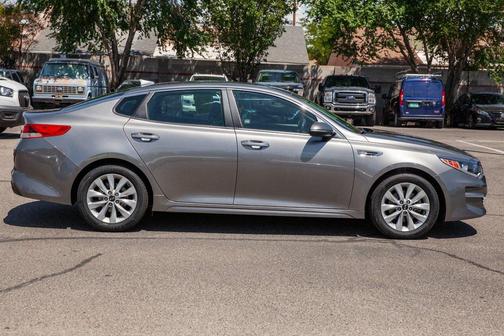2018 Kia Optima LX