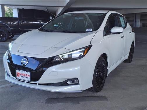 2025 Nissan Leaf SV PLUS