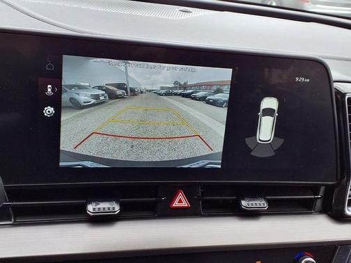 Ebony Black 2024 Kia Sportage EX