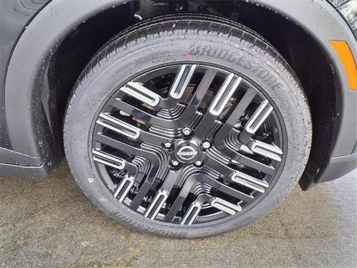 2026 Nissan Leaf PLAT+